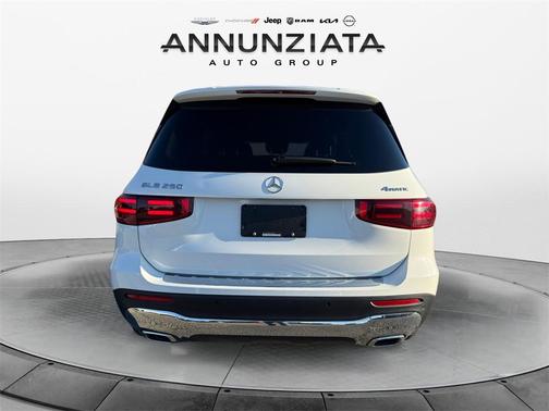 2024 Mercedes-Benz GLB 250 4MATIC