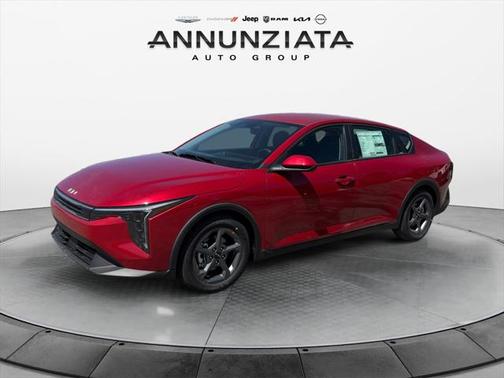 2025 Kia K4 LXS