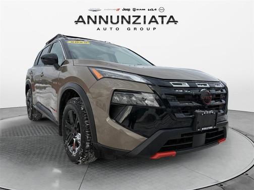 2025 Nissan Rogue Rock Creek