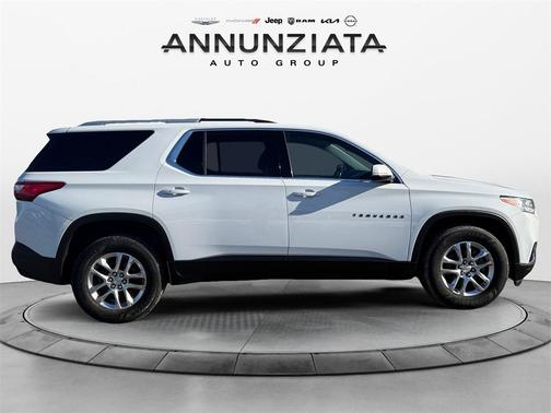 2018 Chevrolet Traverse LT Cloth