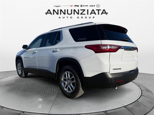 2018 Chevrolet Traverse LT Cloth