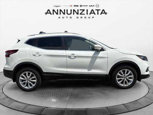 2020 Nissan Rogue Sport SV