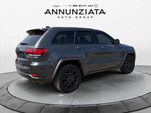 2021 Jeep Grand Cherokee Laredo