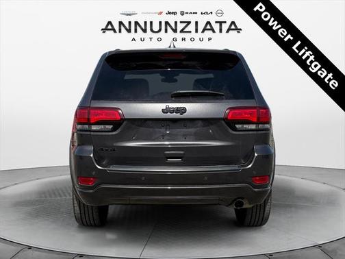 2021 Jeep Grand Cherokee Laredo