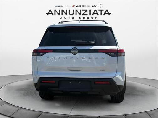 2025 Nissan Pathfinder SV 4WD