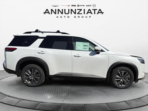 2025 Nissan Pathfinder SV 4WD