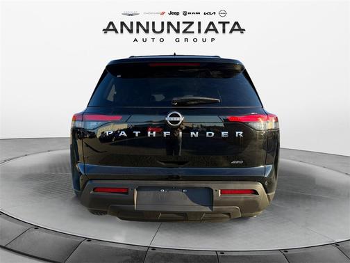 2025 Nissan Pathfinder SV 4WD
