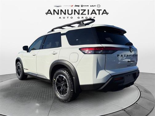 2025 Nissan Pathfinder Rock Creek 4WD