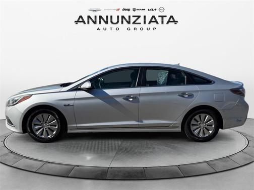 2016 Hyundai SONATA Hybrid SE