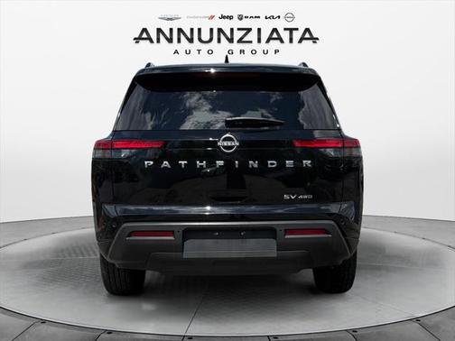 2024 Nissan Pathfinder SV 4WD