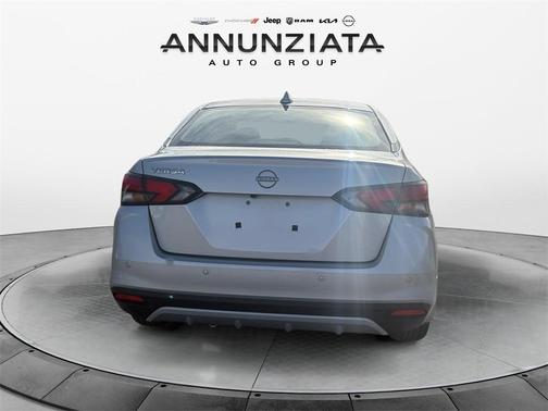 2025 Nissan Versa 1.6 SV