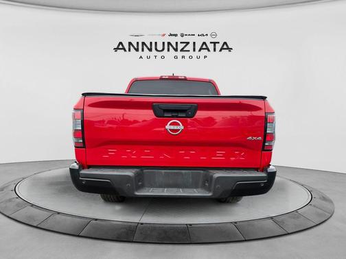 Red Alert 2022 Nissan Frontier S