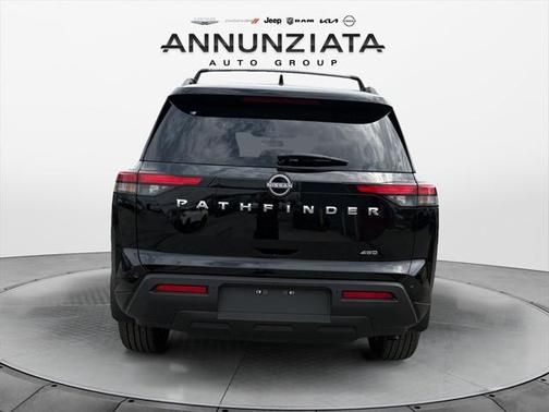 2025 Nissan Pathfinder SV 4WD