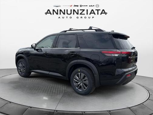 2025 Nissan Pathfinder SV 4WD