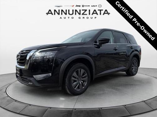 2024 Nissan Pathfinder S
