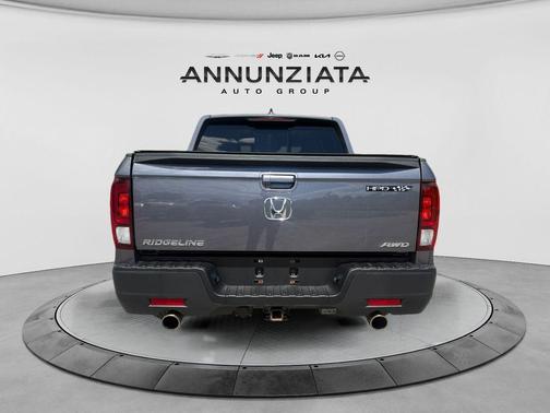 Gray 2021 Honda Ridgeline RTL