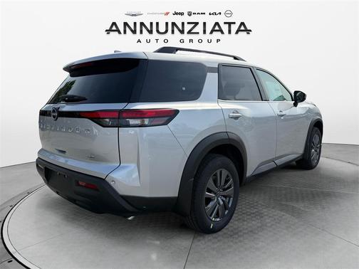 2025 Nissan Pathfinder SV 4WD