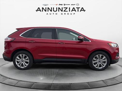 2020 Ford Edge Titanium