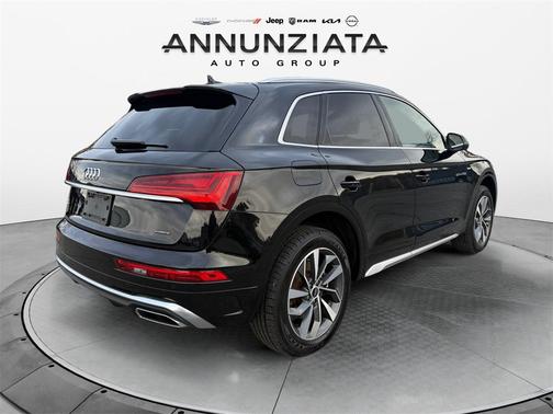 2023 Audi Q5 45 S line Premium Plus