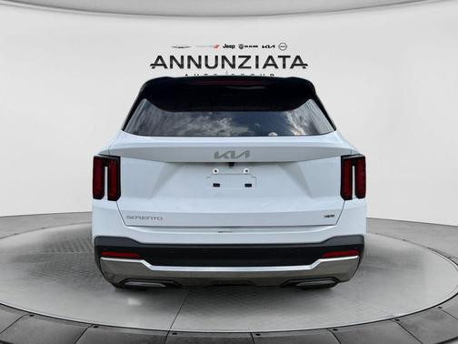 Glacial White Pearl 2024 Kia Sorento S
