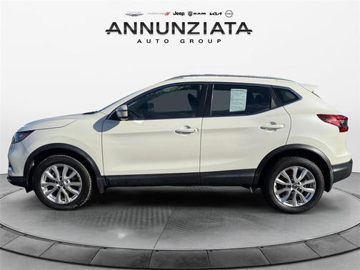 2021 Nissan Rogue Sport SV