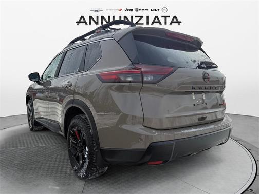 2025 Nissan Rogue Rock Creek
