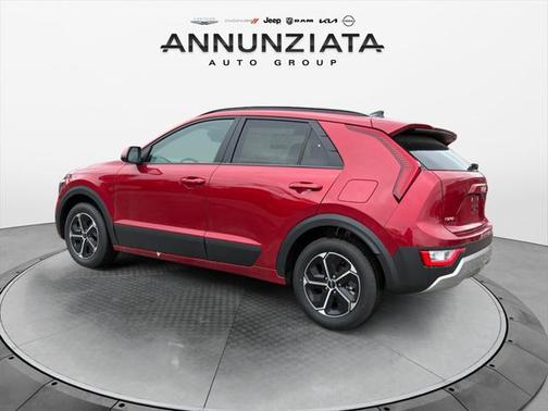 2025 Kia Niro LX