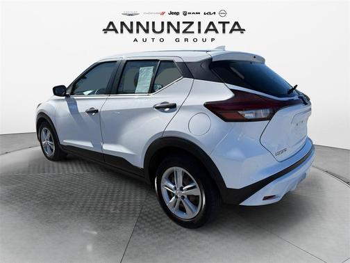 2021 Nissan Kicks S
