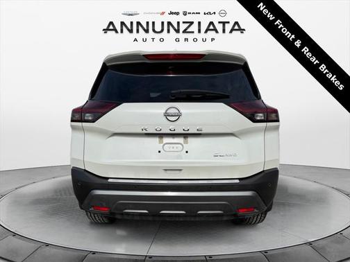 2022 Nissan Rogue SL