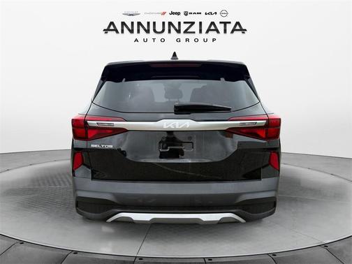 2023 Kia Seltos LX