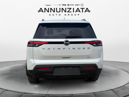 2025 Nissan Pathfinder SV 4WD