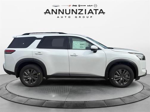 2025 Nissan Pathfinder SV 4WD