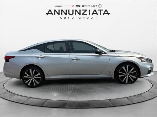 2020 Nissan Altima SR Intelligent AWD