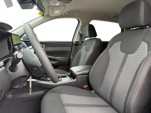 Gravity Grey 2023 Kia Sorento LX