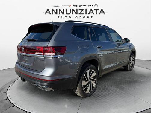 2025 Volkswagen Atlas 2.0T SE w/Technology 4MOTION