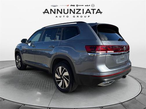 2025 Volkswagen Atlas 2.0T SE w/Technology 4MOTION