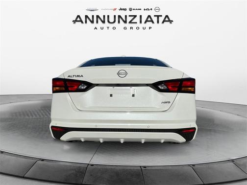 2025 Nissan Altima 2.5 SV