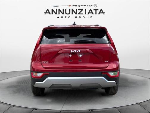 2025 Kia Niro LX