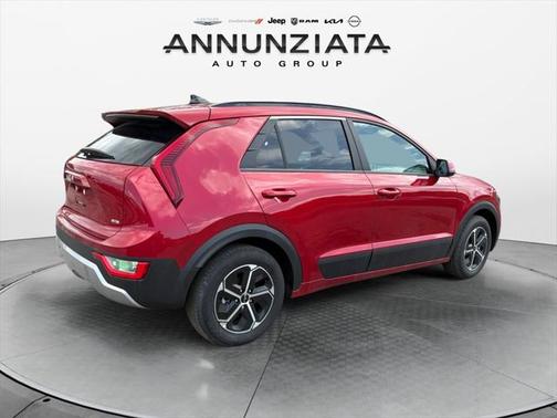 2025 Kia Niro LX