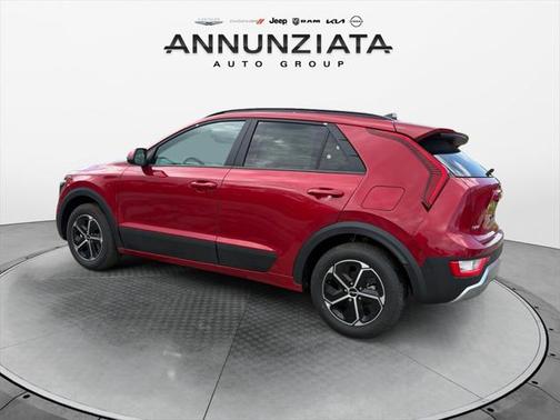 2025 Kia Niro LX