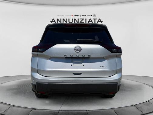 Brilliant Silver Metallic 2024 Nissan Rogue S