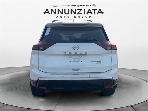 2026 Nissan Rogue Platinum