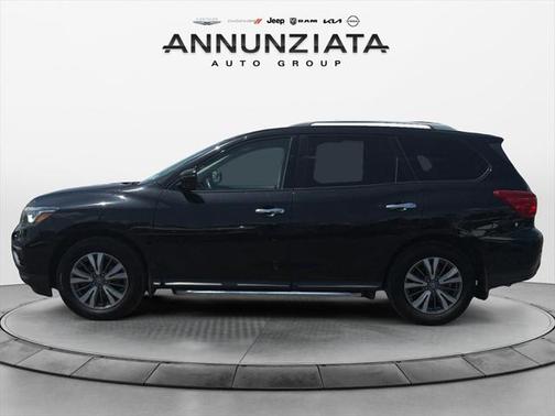 2019 Nissan Pathfinder SL