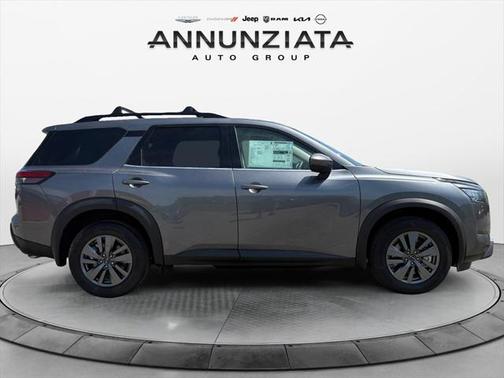 2025 Nissan Pathfinder SV 4WD