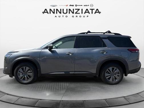 2025 Nissan Pathfinder SV 4WD