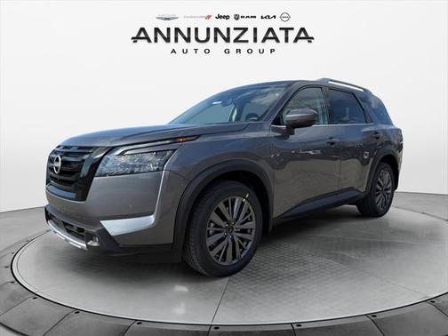 2025 Nissan Pathfinder SL 4WD