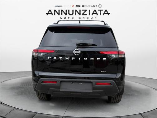 2025 Nissan Pathfinder SV 4WD