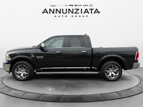 2017 RAM 1500 Limited Crew Cab 4x4 5'7' Box