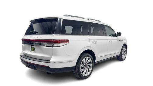 2024 Lincoln Navigator Premiere