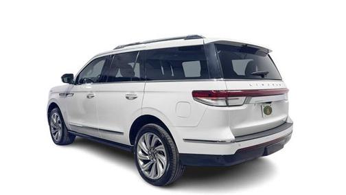 2024 Lincoln Navigator Premiere